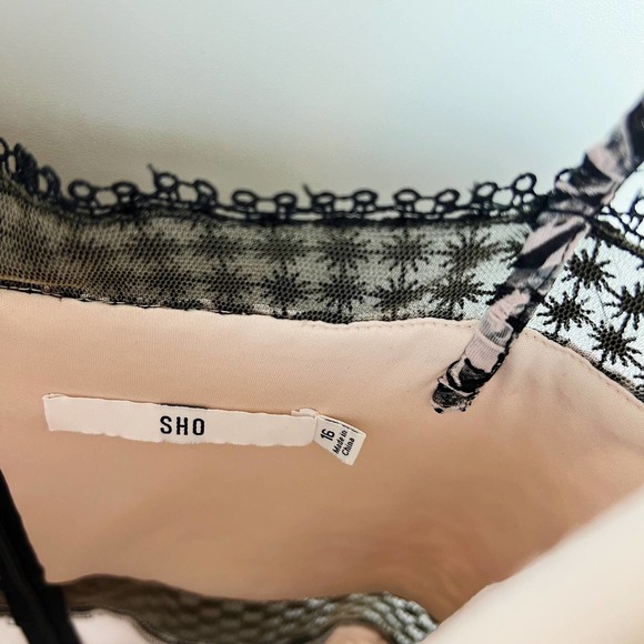 NWOT SHO by Tadashi Shoji Botanical Print Lace Inset Midi Dress in Black - Picture 11 of 16